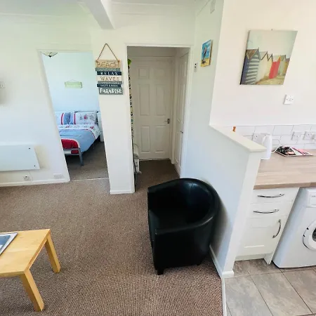2 Bedroom Chalet Sb113, Sandown Bay, Isle Of Wight Brading Exterior photo