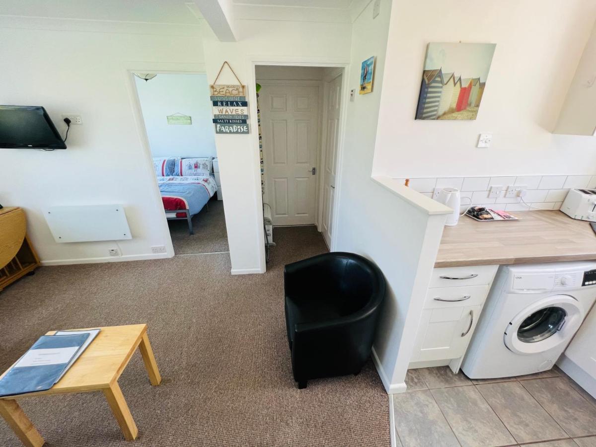 2 Bedroom Sb113, Sandown Bay, Isle Of Wight * Brading